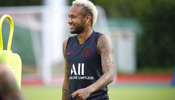 Neymar transfer naar FC Barcelona