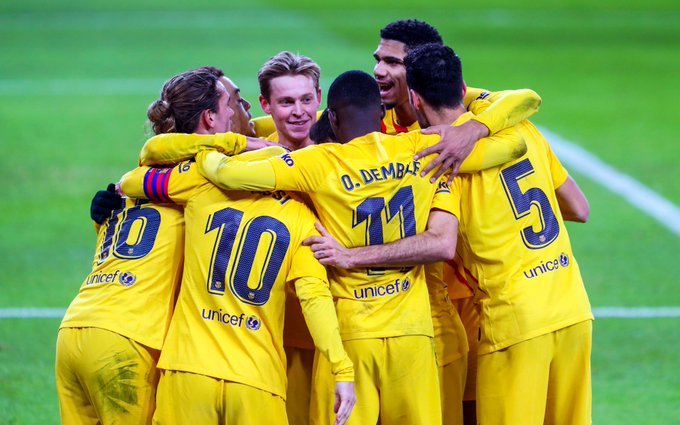 FC Barcelona en De Jong vieren een treffer tegen Athletic Club