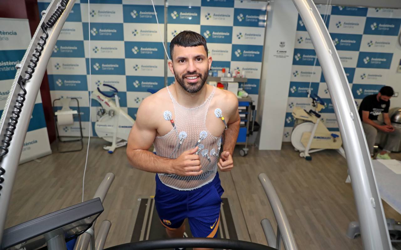 Sergio Agüero ondergaat zijn medische keuring bij FC Barcelona